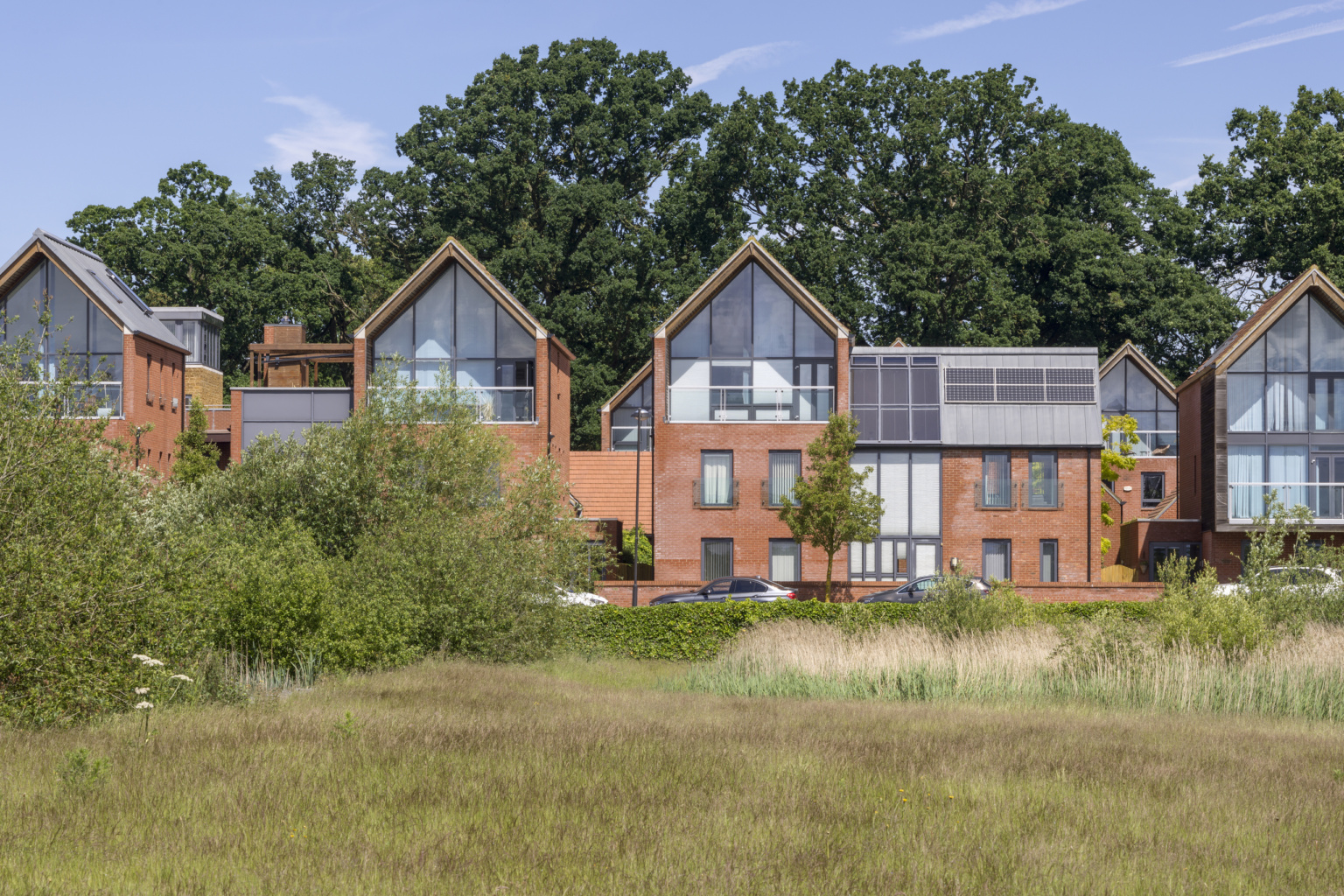 distinctive elevation that also shaded the large windows that maximise daylight